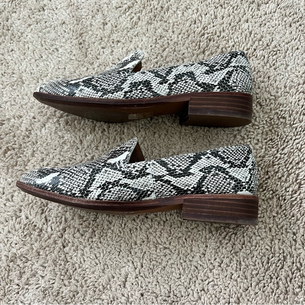 Madewell The Frances Loafer Women’s 5.5 Stamped Snakeskin Heel Animal Gray - Picture 4 of 10